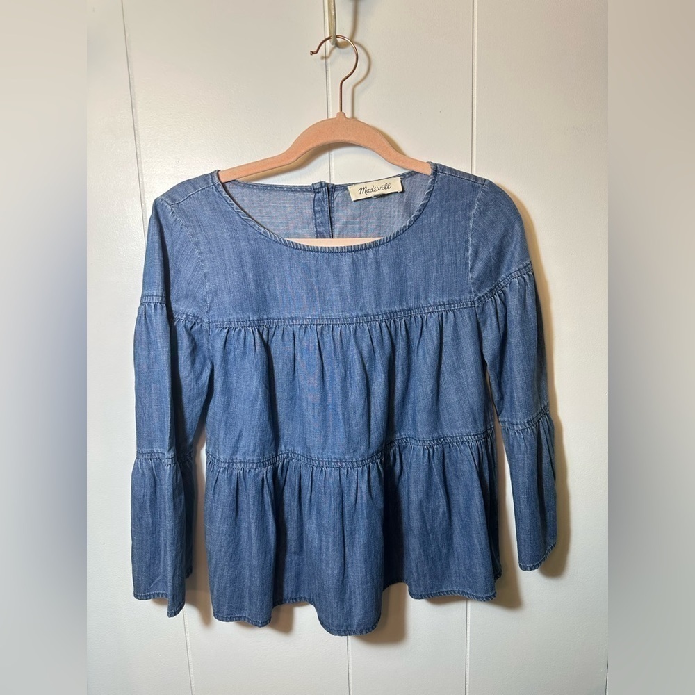 Madewell Women’s Size XXS Blue Cropped Denim Top with Button Down Back - Picture 3 of 10